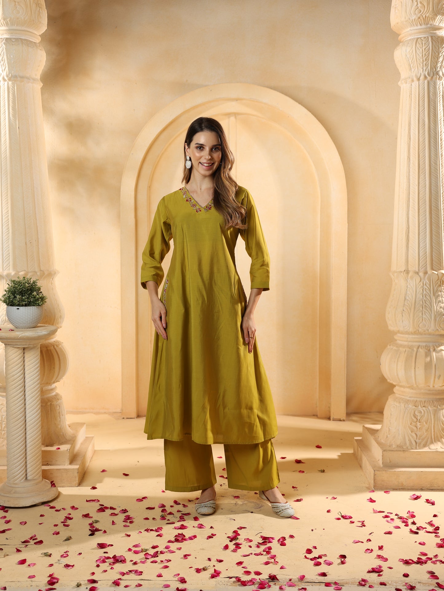 Premium Cotton 2-Piece Kurti Set – Stylish & Comfortable for All Occasions
