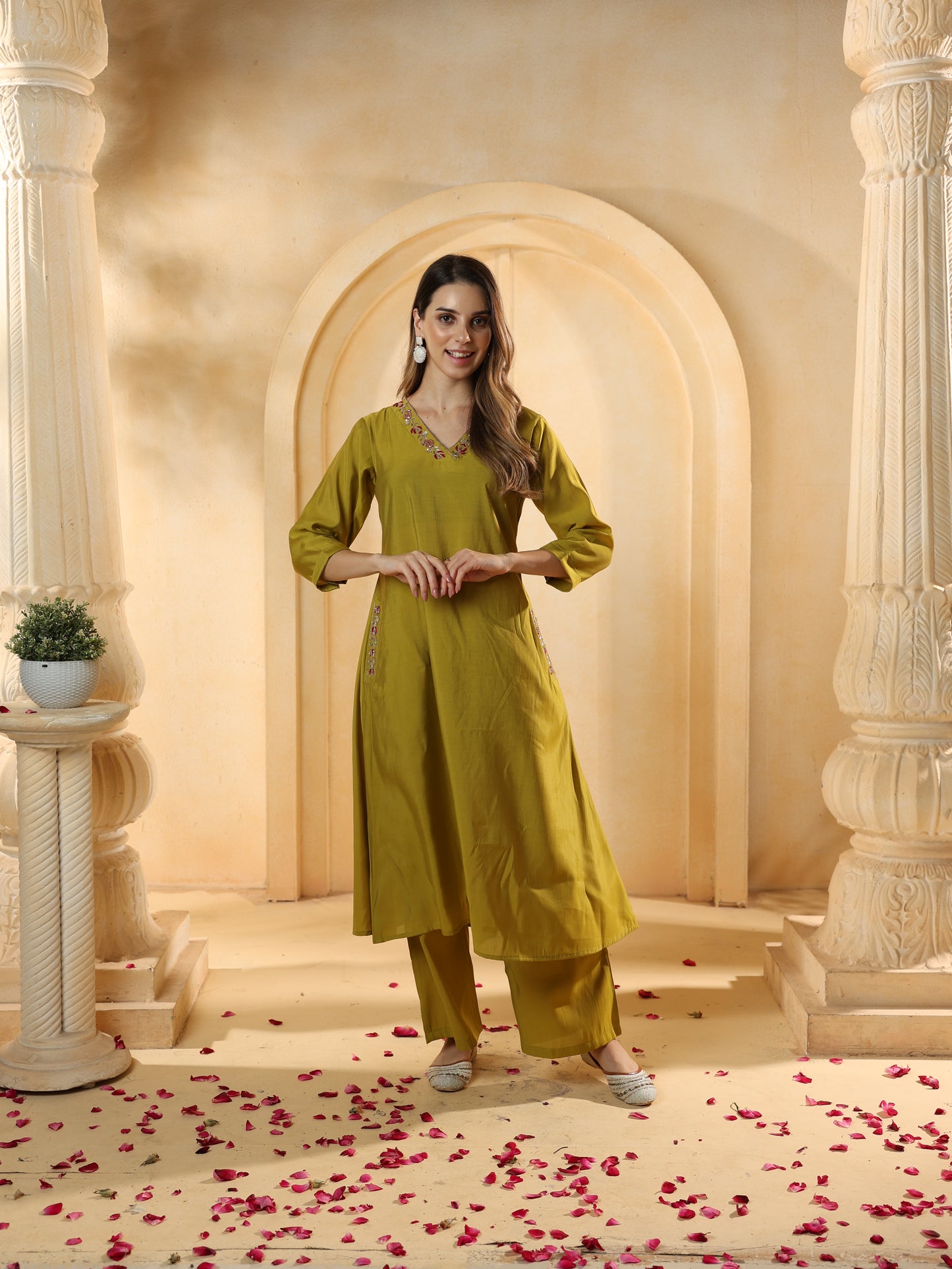 Premium Cotton 2-Piece Kurti Set – Stylish & Comfortable for All Occasions
