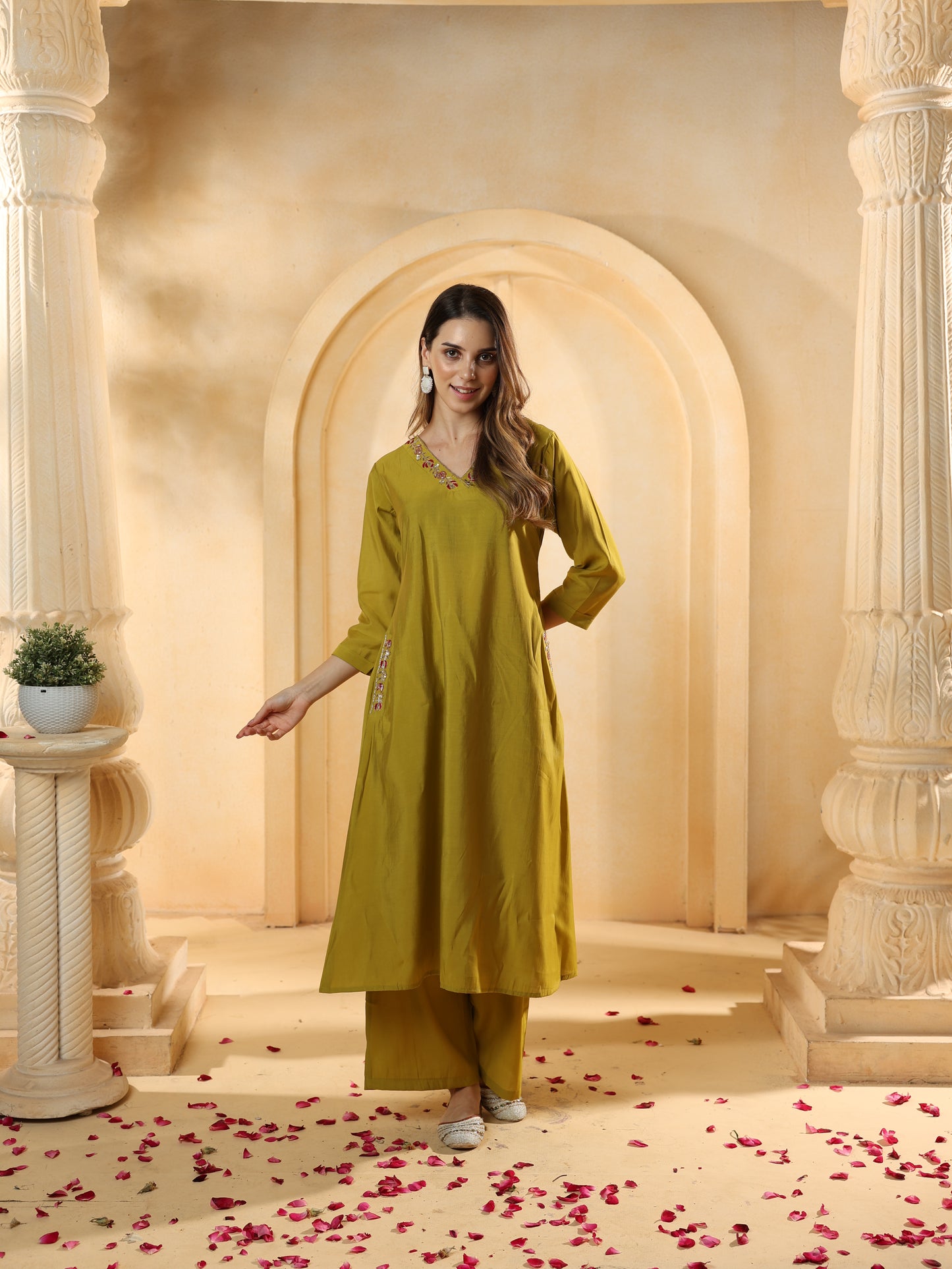 Premium Cotton 2-Piece Kurti Set – Stylish & Comfortable for All Occasions
