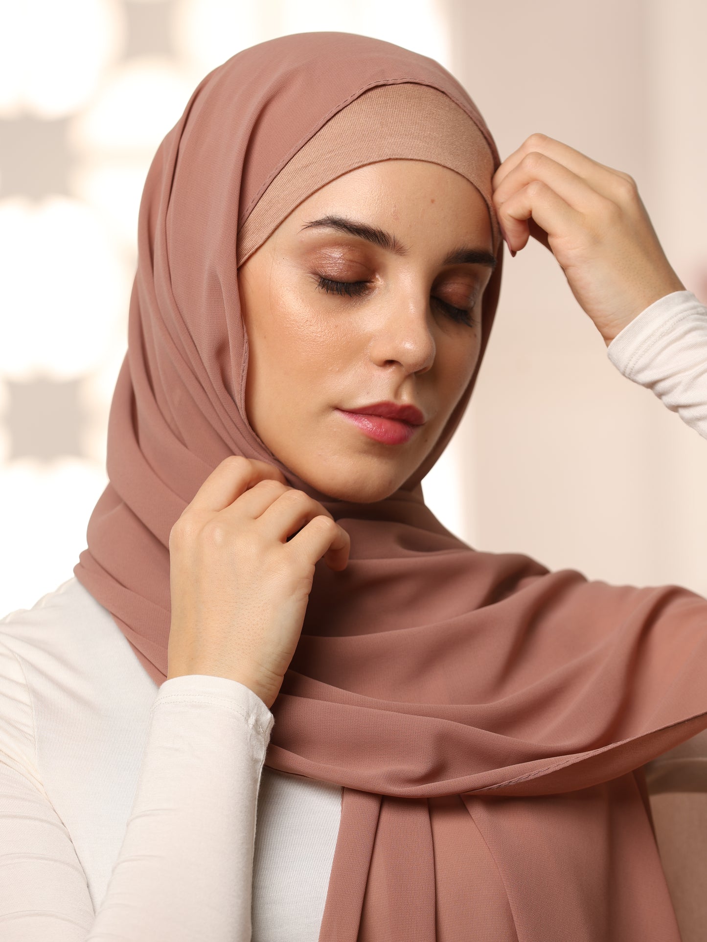 Elegant Georgette Hijab Set – 5-Pack (Rose Gold, White, Baby Pink, pitchy beige, Grey)