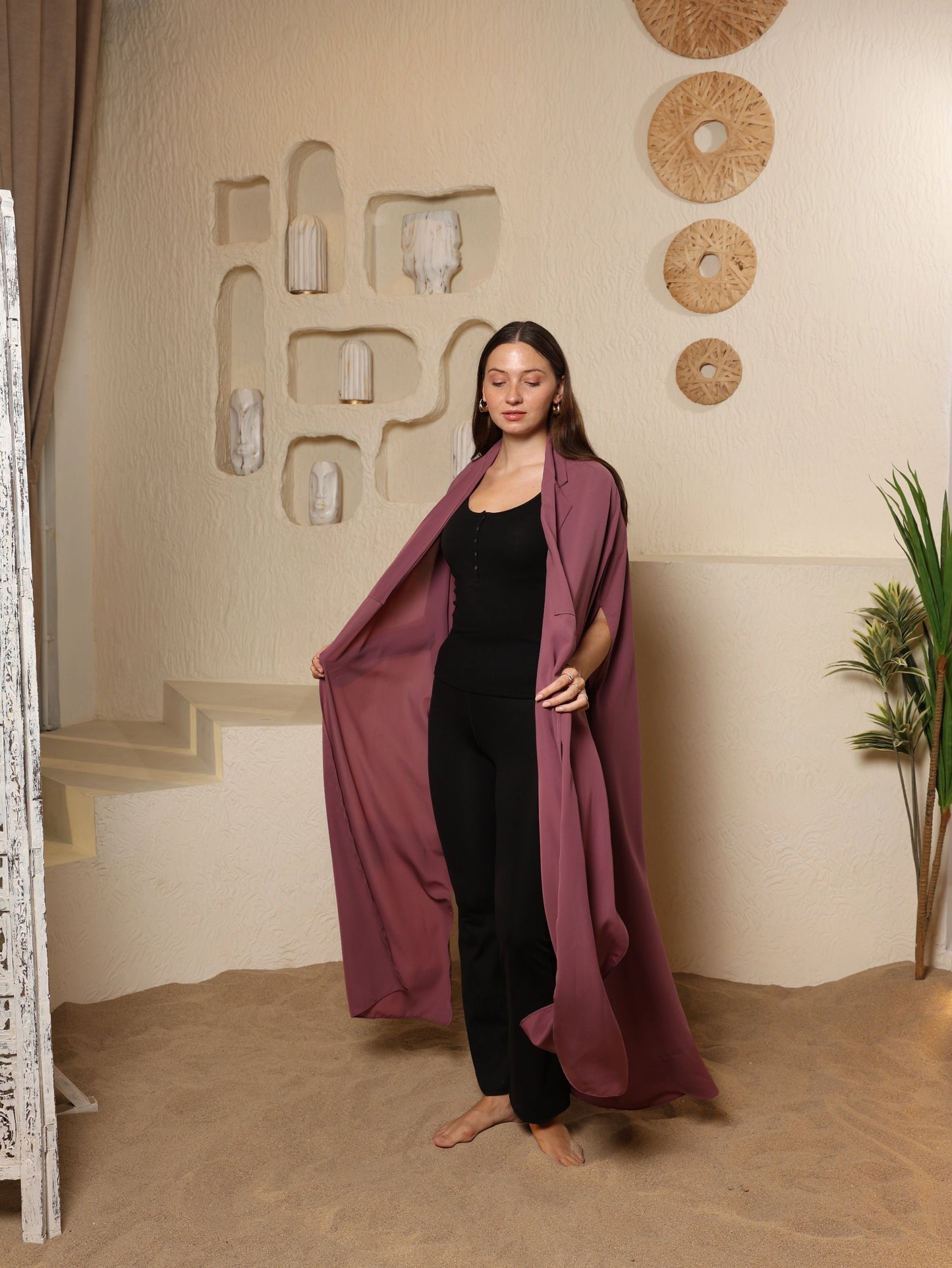 Versatile Chic Cape - Effortless Sophistication