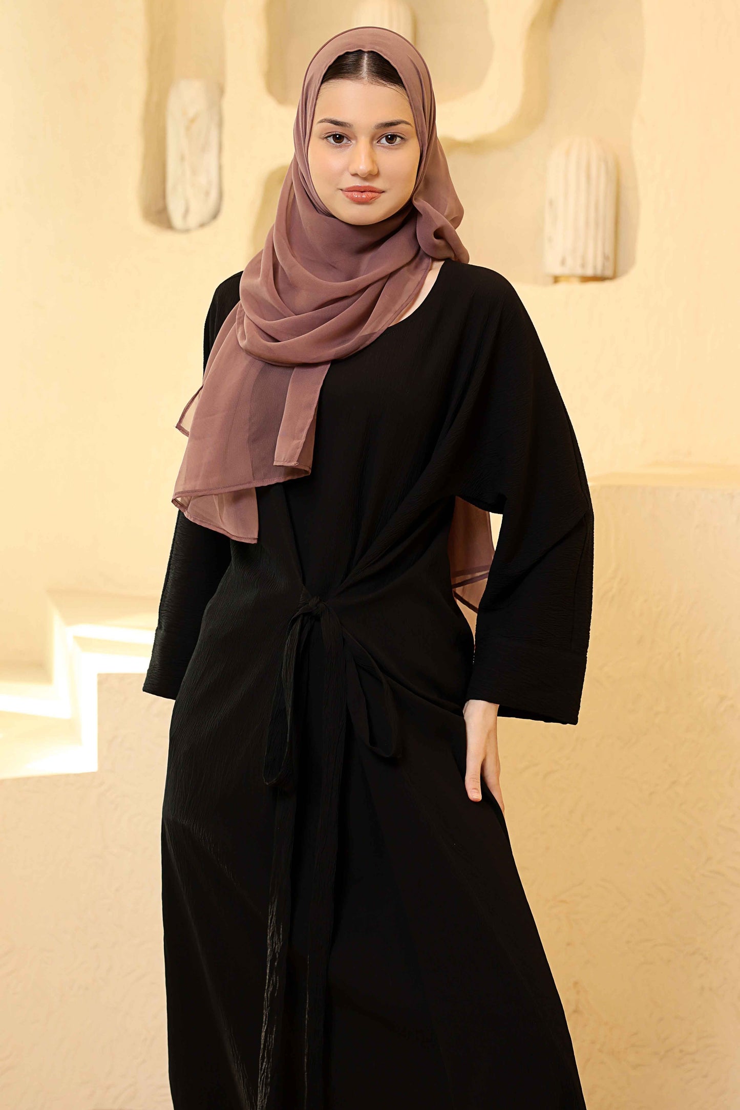 Serene Knot Abaya - Graceful Versatility