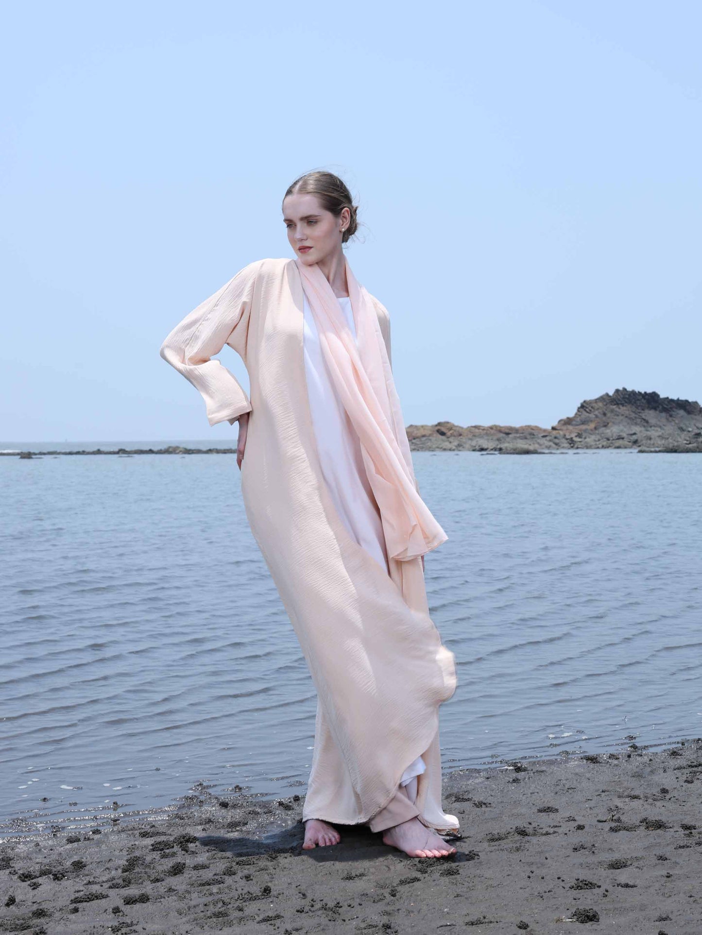 Tranquil Breeze Abaya in Soft Blush