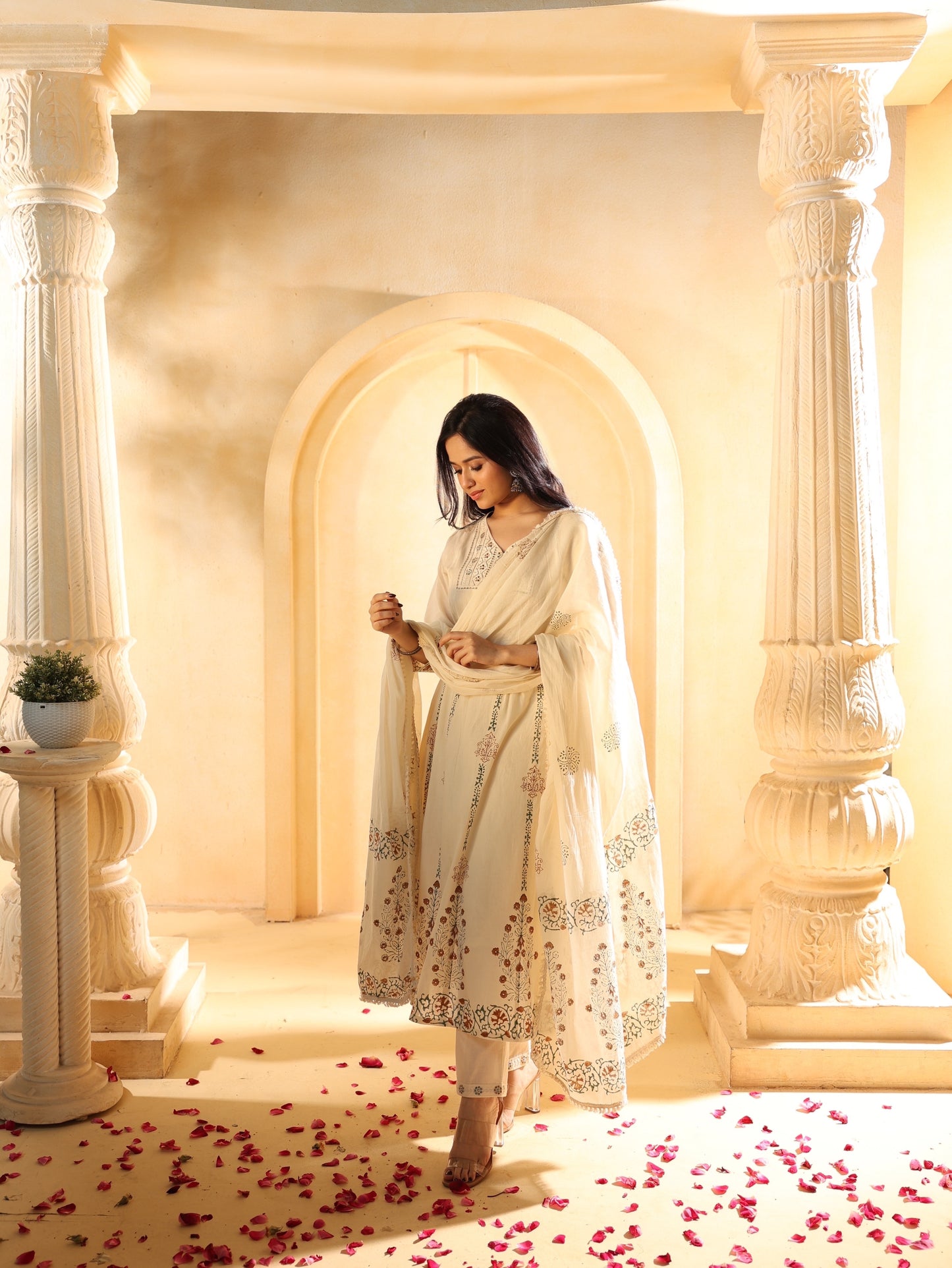 Premium Cotton 3-Piece Kurti Set – Elegant & Comfortable for Every Occasion