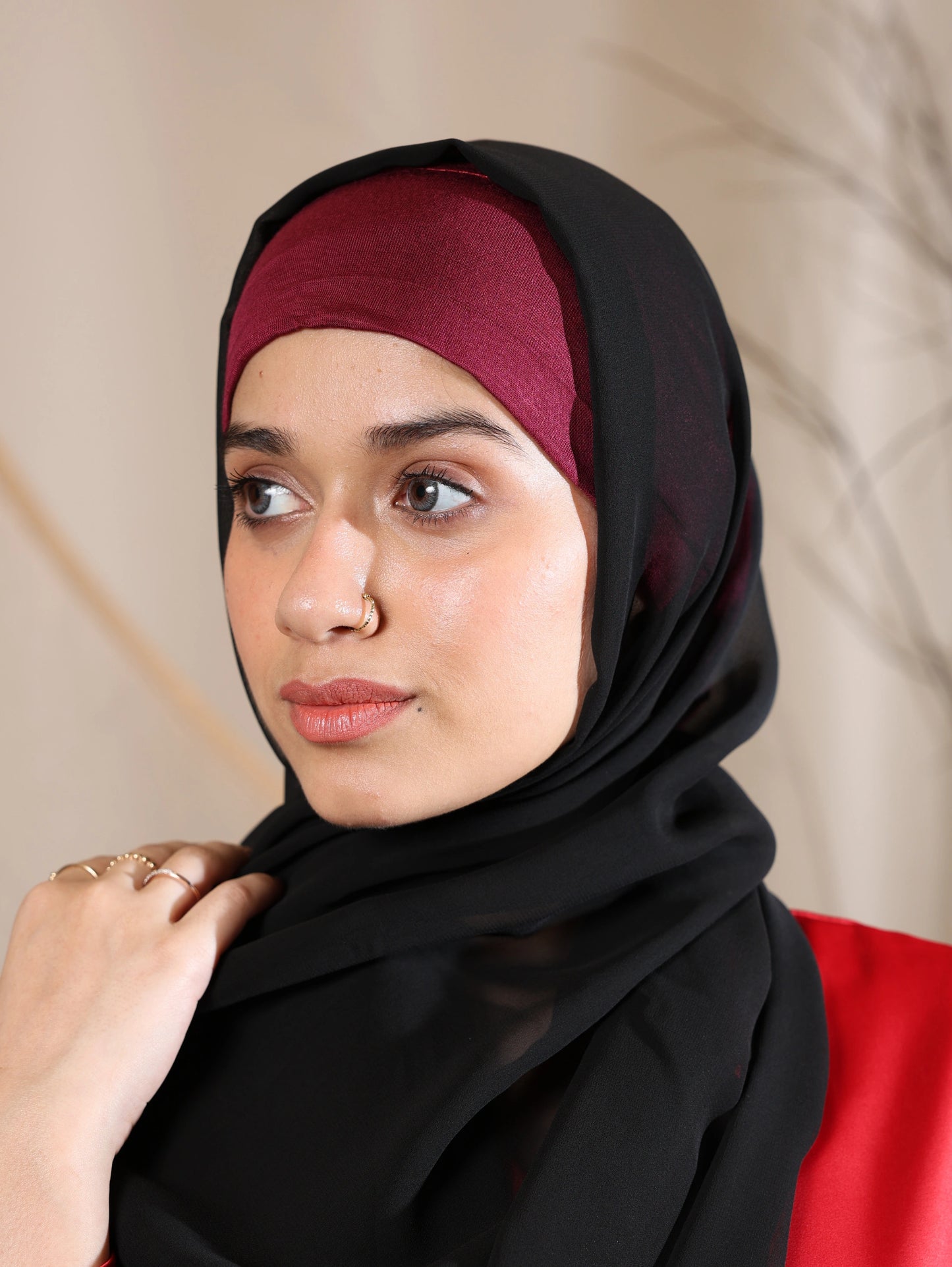 Cozy Knit Hijab - Soft, Stretchy, and Perfect for Cooler Days
