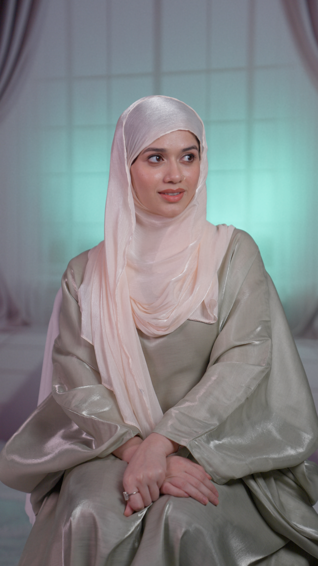 Luxe Organza Hijab – Pearl Cream | Elegant, Lightweight & Sheer Finish