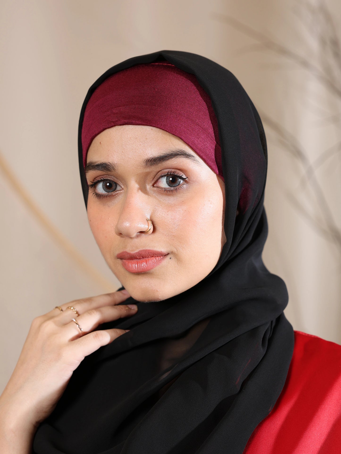 Cozy Knit Hijab - Soft, Stretchy, and Perfect for Cooler Days