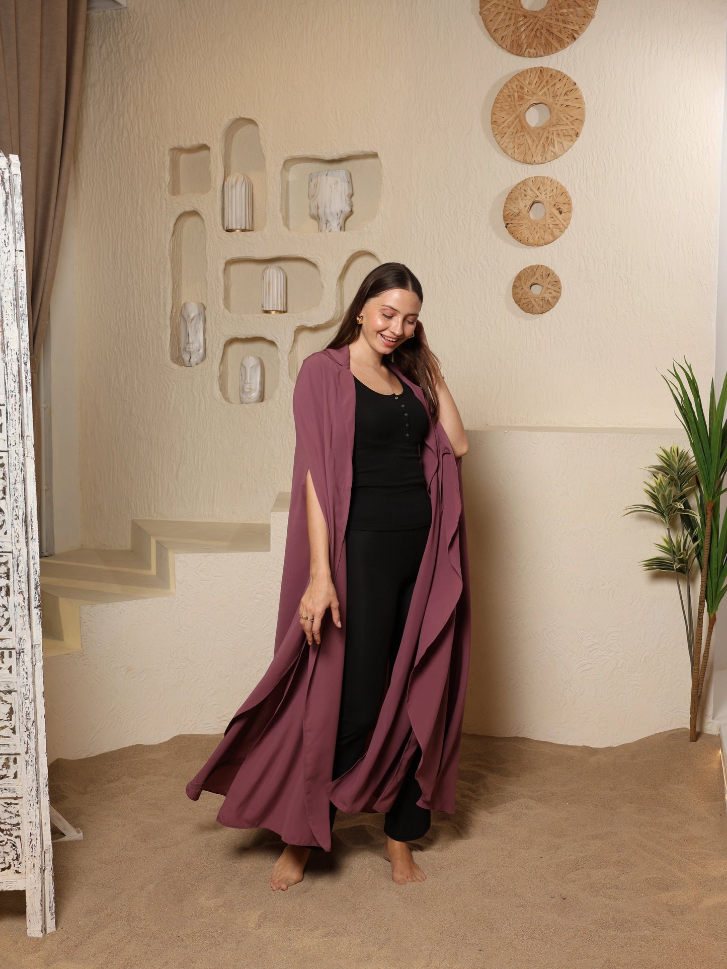 Versatile Chic Cape - Effortless Sophistication