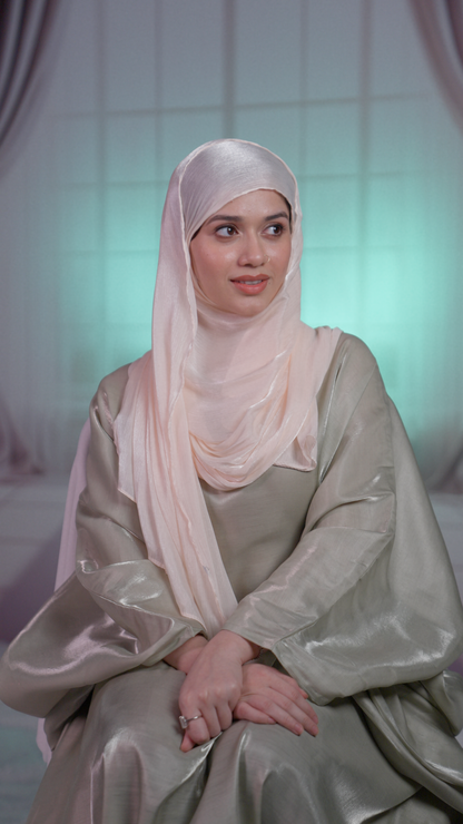 Luxe Organza Hijab – Pearl Cream | Elegant, Lightweight & Sheer Finish